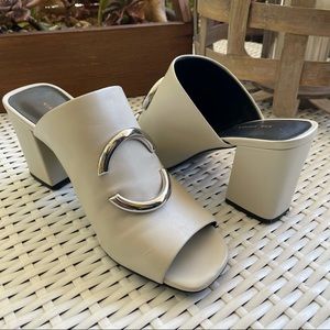 Vía Spiga Eleni Block Heel Sandal